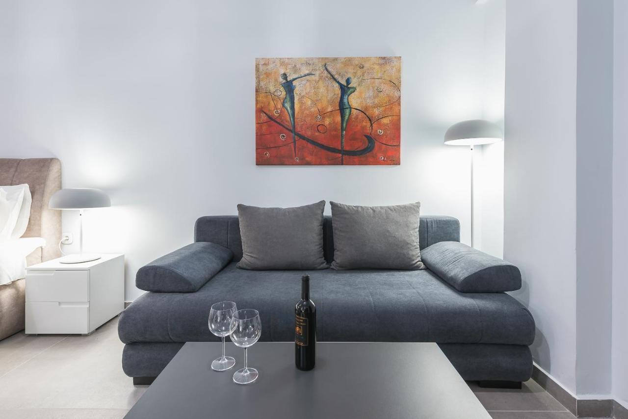 Iguana Gold Luxury Suites 1Min From Ermou Str 雅典 外观 照片